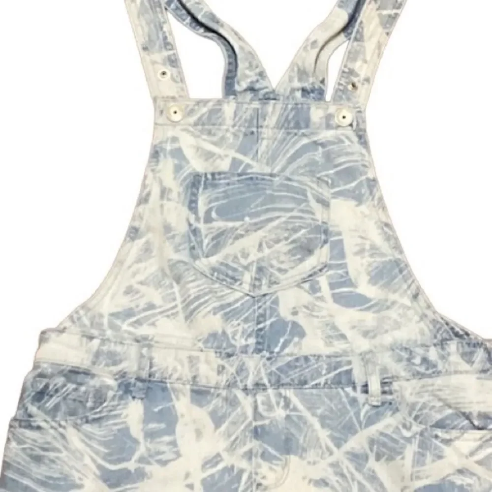 The Children’s Place Denim Short bib Overalls 14 shortall